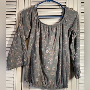 Maurices Gray Floral Button Sleeve Blouse
